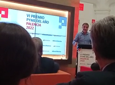 premio pyme del año a nuestro socio Deportes Artiza